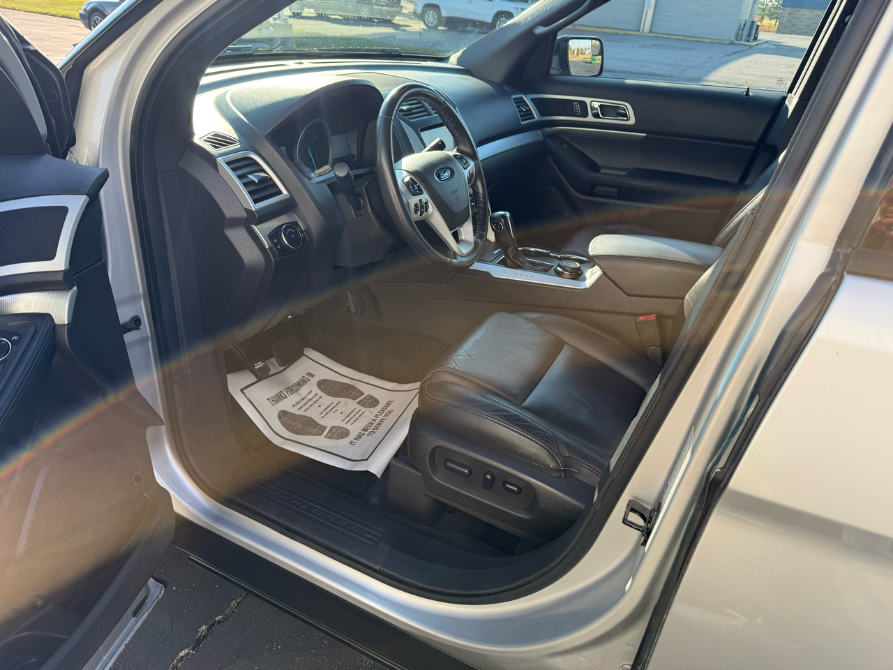 Ford Explorer 4WD 4dr XLT 2014 Ford Explorer 4WD 4dr XLT 2014