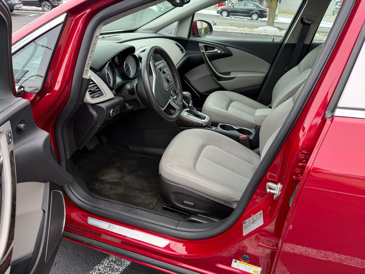 Buick Verano 4dr Sdn Convenience Group 2014