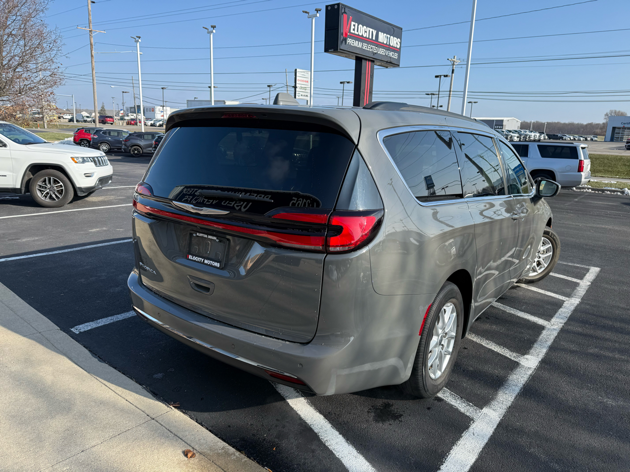 Chrysler Pacifica Touring L FWD 2022