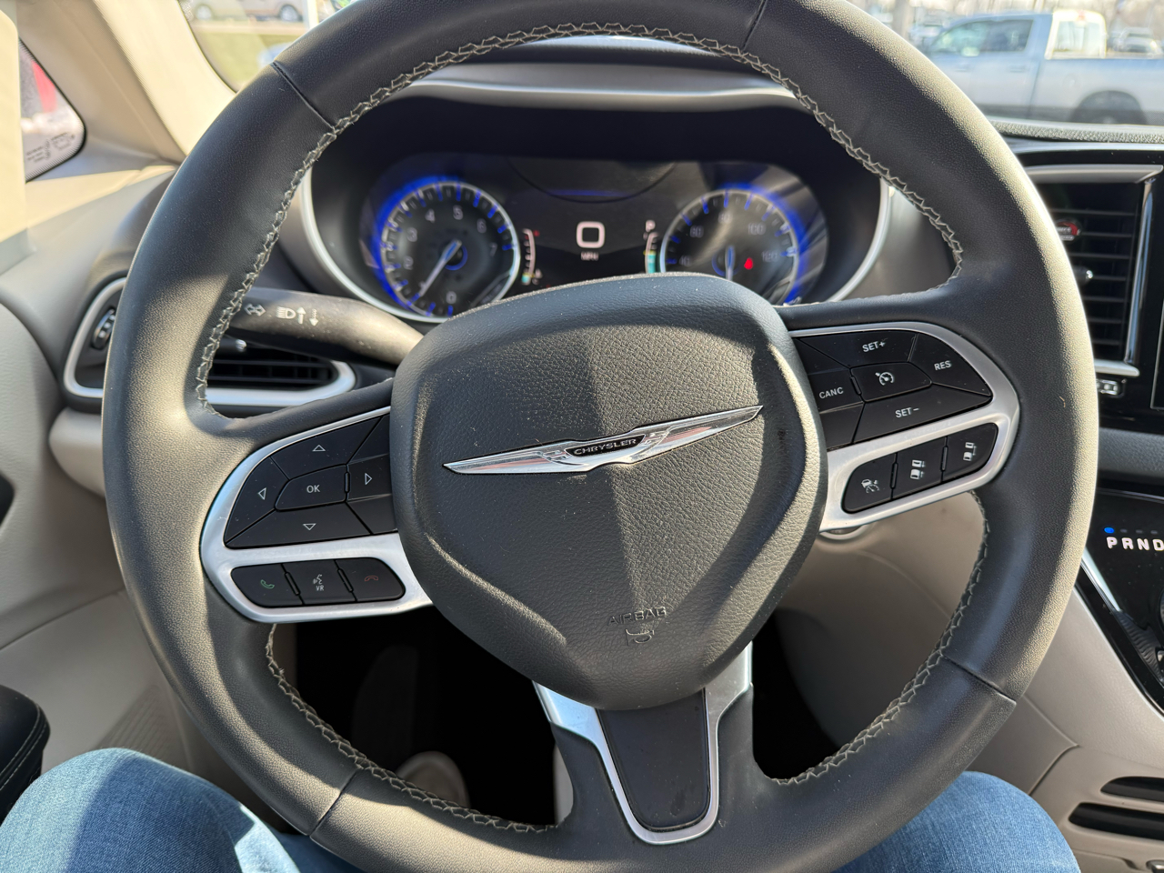 Chrysler Pacifica Touring L FWD 2022