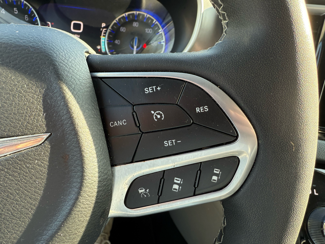 Chrysler Pacifica Touring L FWD 2022