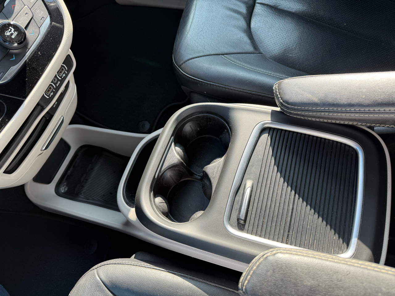 Chrysler Pacifica Touring L FWD 2022