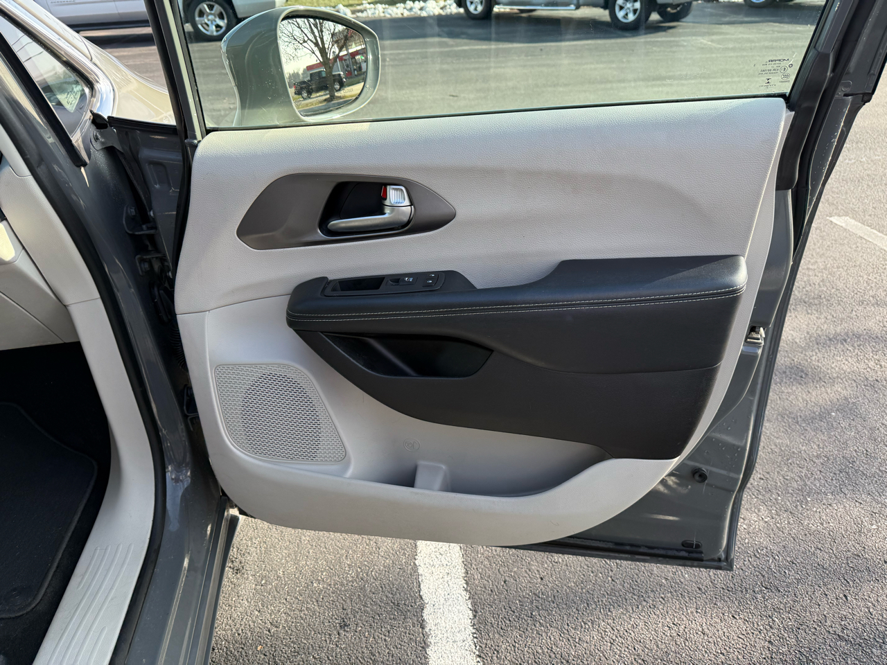 Chrysler Pacifica Touring L FWD 2022