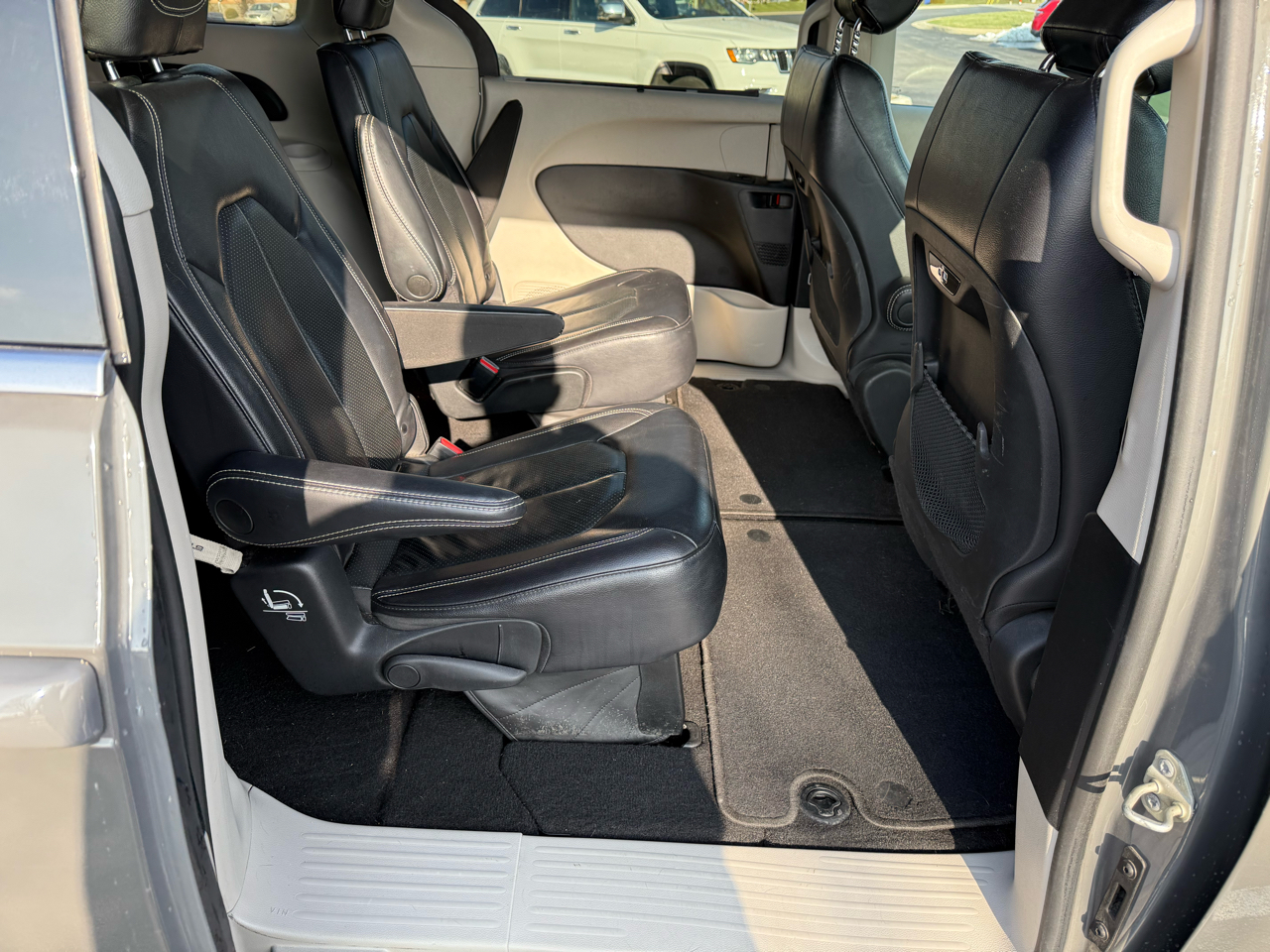 Chrysler Pacifica Touring L FWD 2022