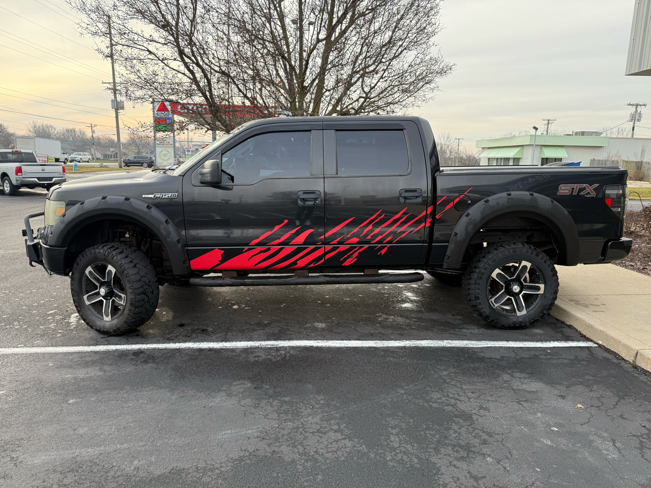 Ford F-150 4WD SuperCrew 145" Lariat 2014