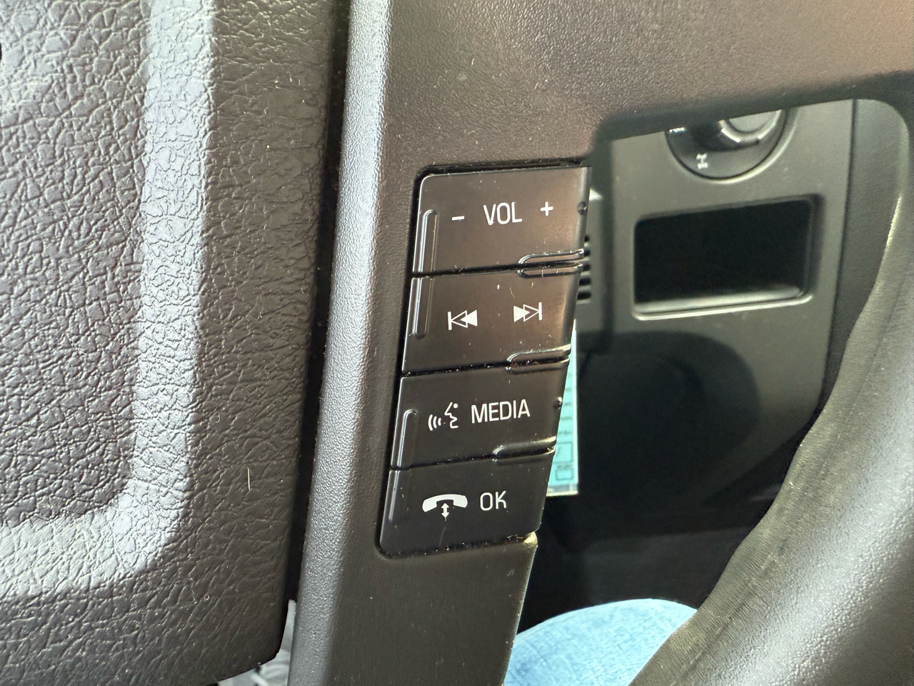 Ford F-150 4WD SuperCrew 145" Lariat 2014