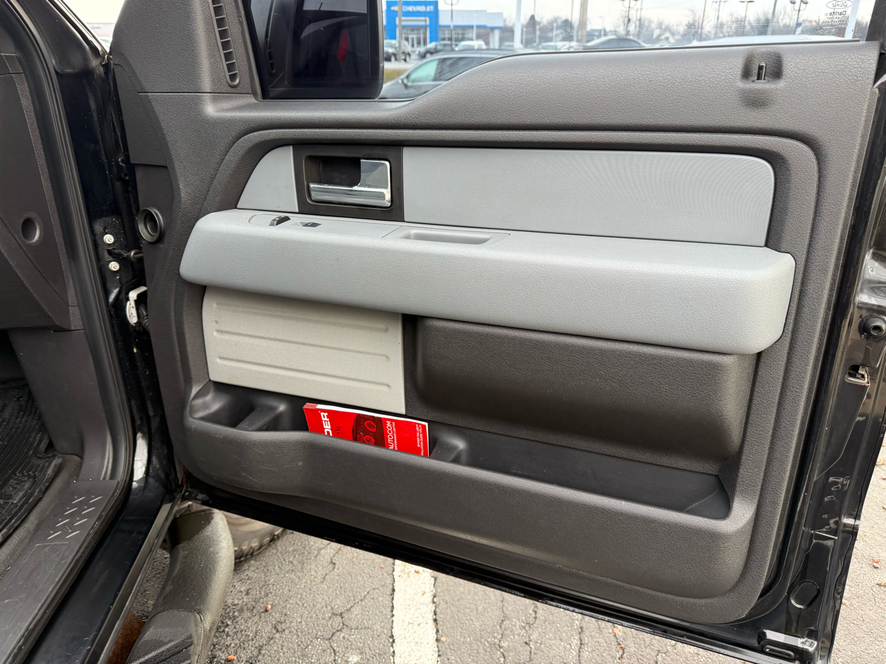 Ford F-150 4WD SuperCrew 145" Lariat 2014