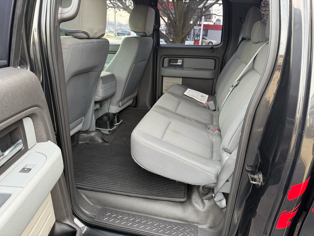 Ford F-150 4WD SuperCrew 145" Lariat 2014