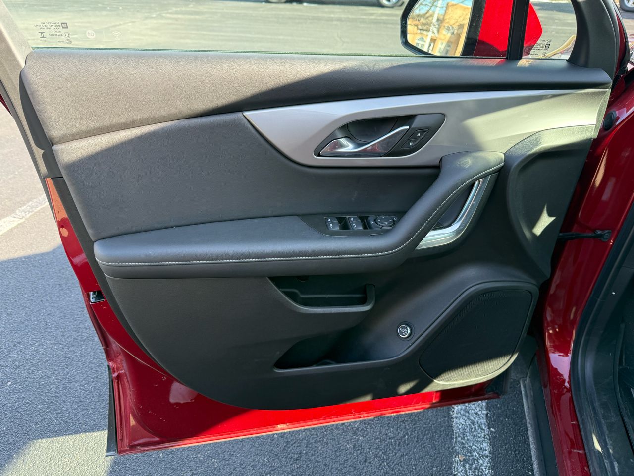 Chevrolet Blazer FWD 4dr LT w/2LT 2024