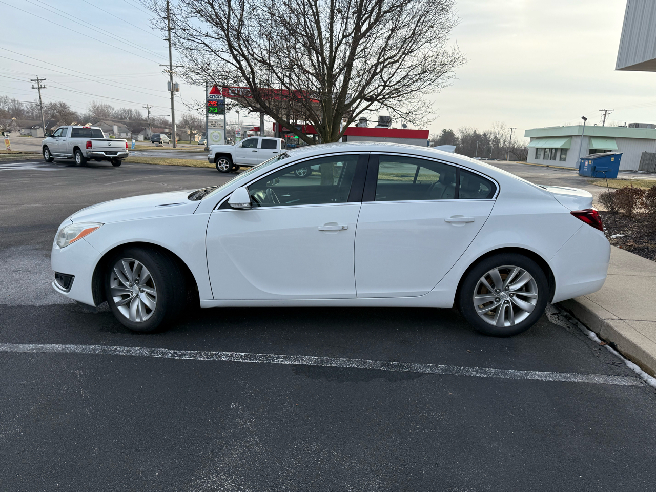 Buick Regal 4dr Sdn Turbo FWD 2016