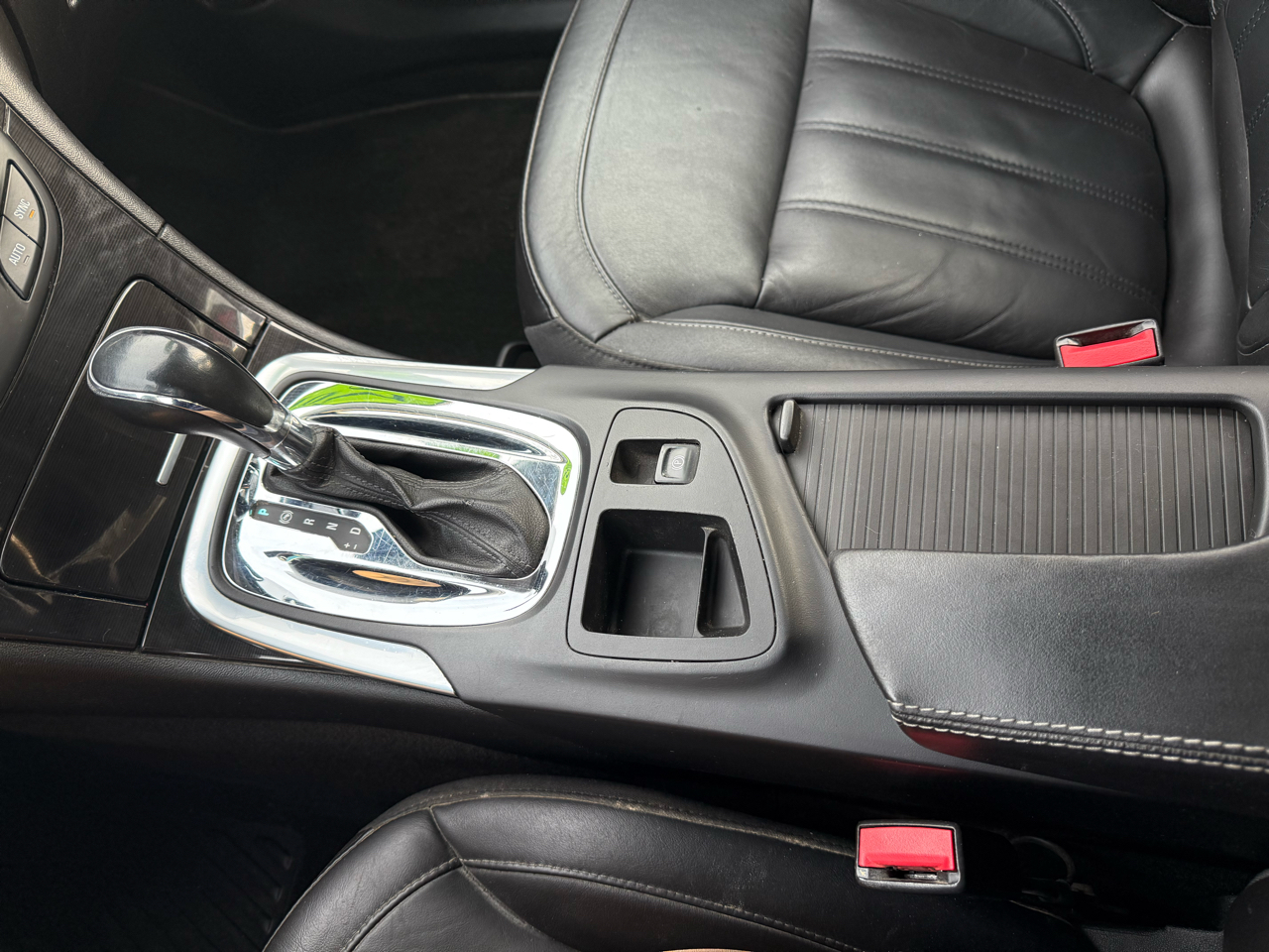 Buick Regal 4dr Sdn Turbo FWD 2016