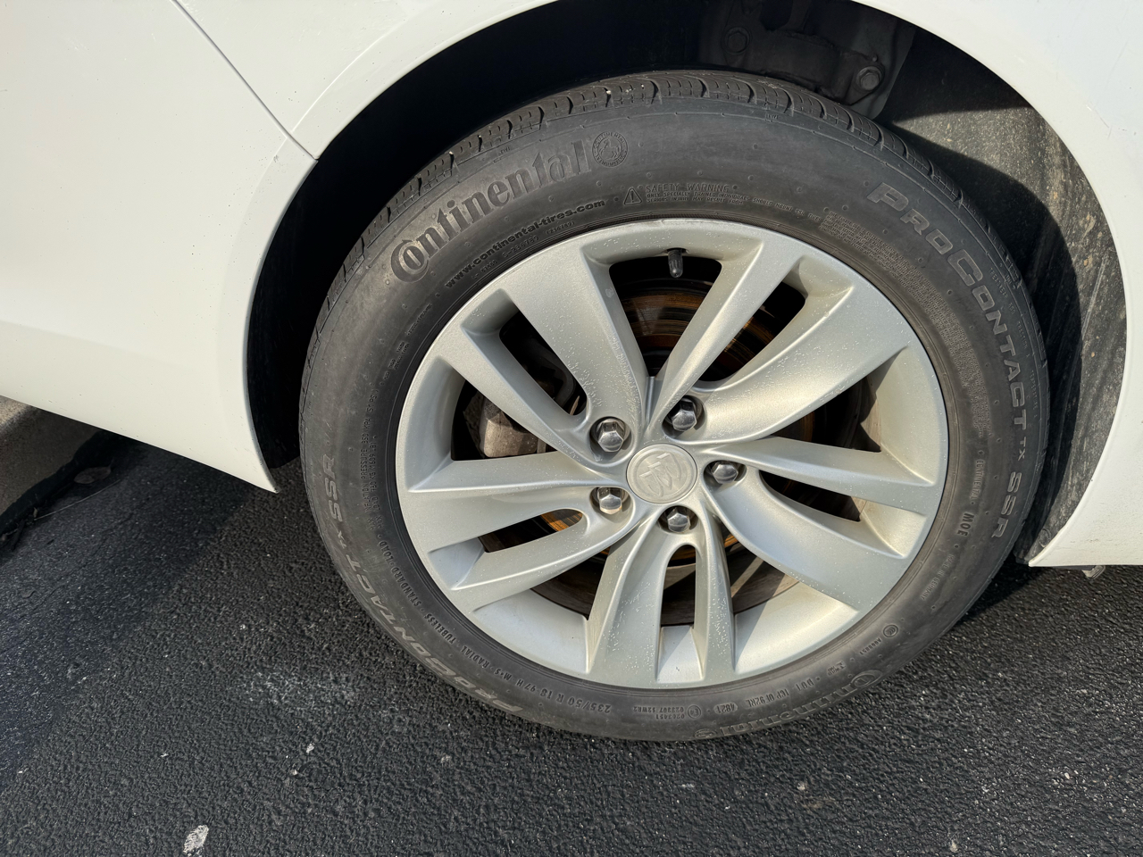 Buick Regal 4dr Sdn Turbo FWD 2016