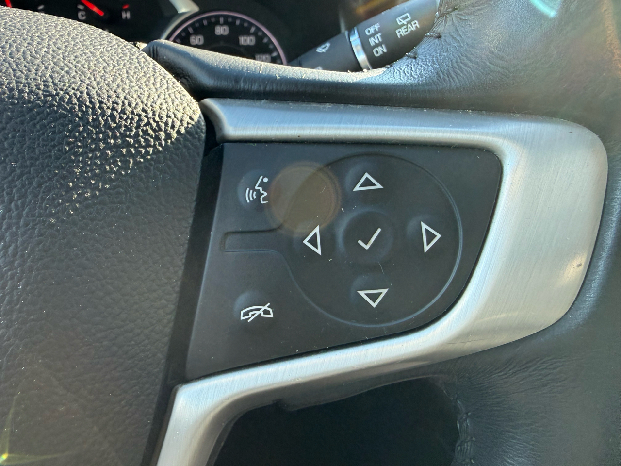 GMC Acadia FWD 4dr SLT w/SLT-1 2018