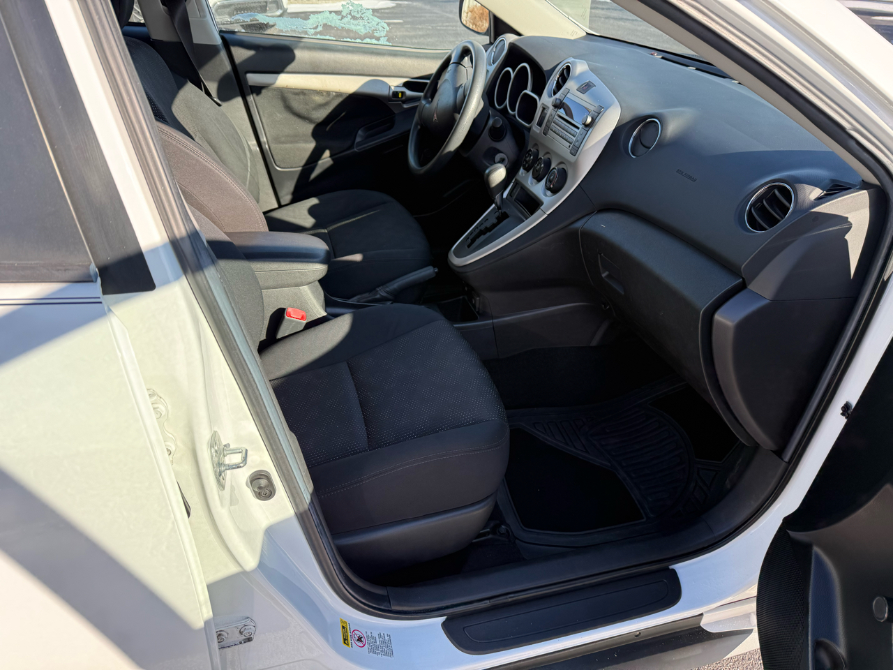 Pontiac Vibe 4dr HB FWD w/1SA 2009