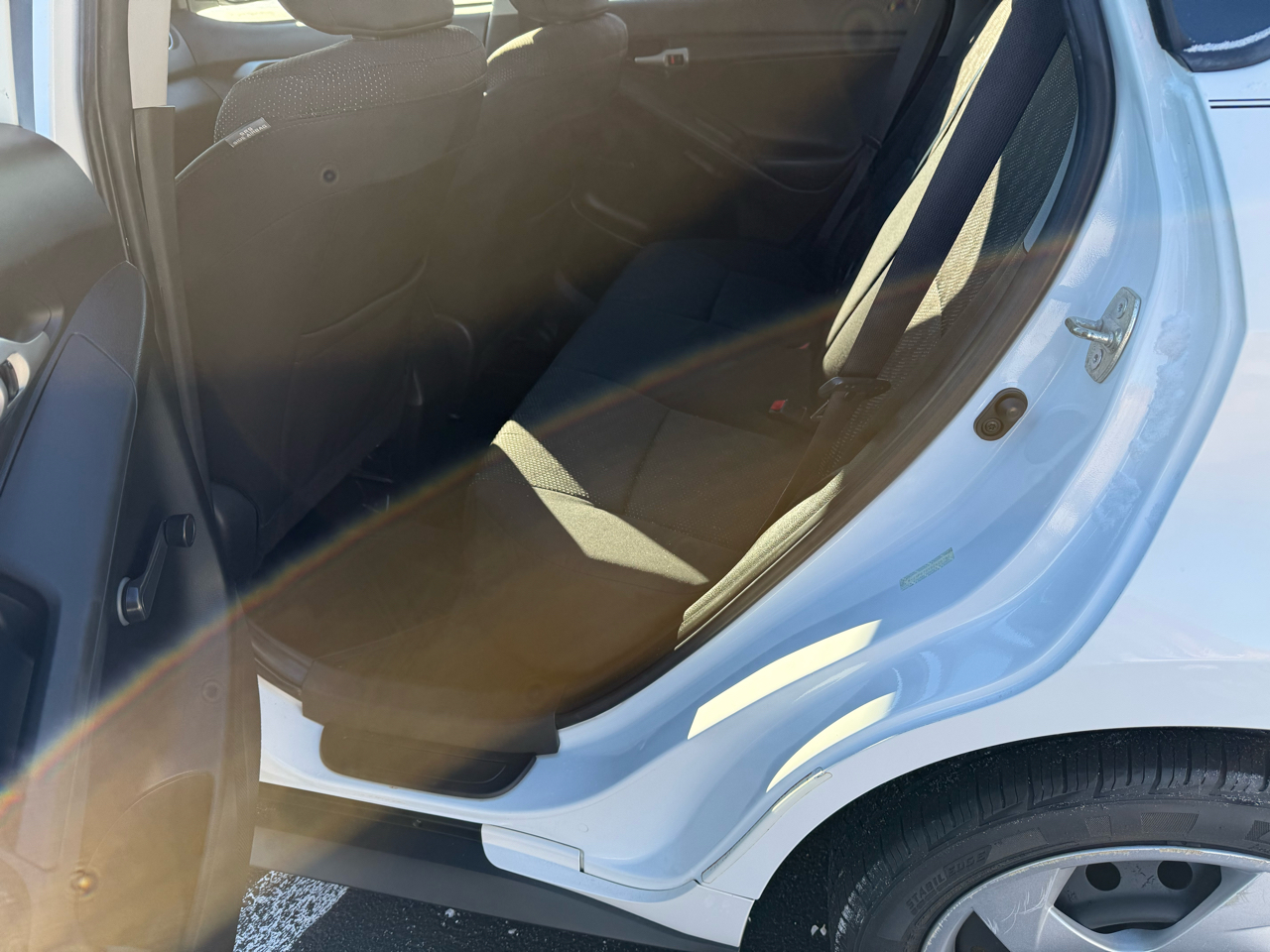 Pontiac Vibe 4dr HB FWD w/1SA 2009