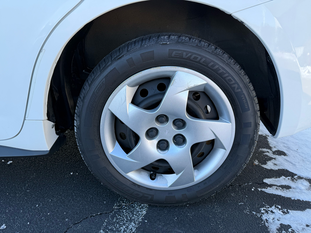 Pontiac Vibe 4dr HB FWD w/1SA 2009