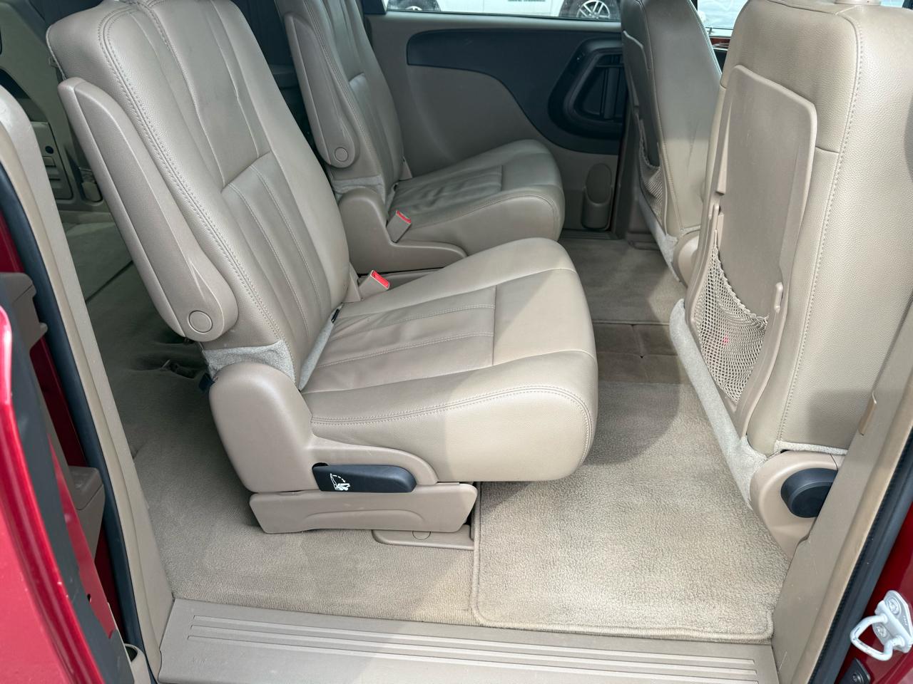 Chrysler Town & Country 4dr Wgn Touring 2016