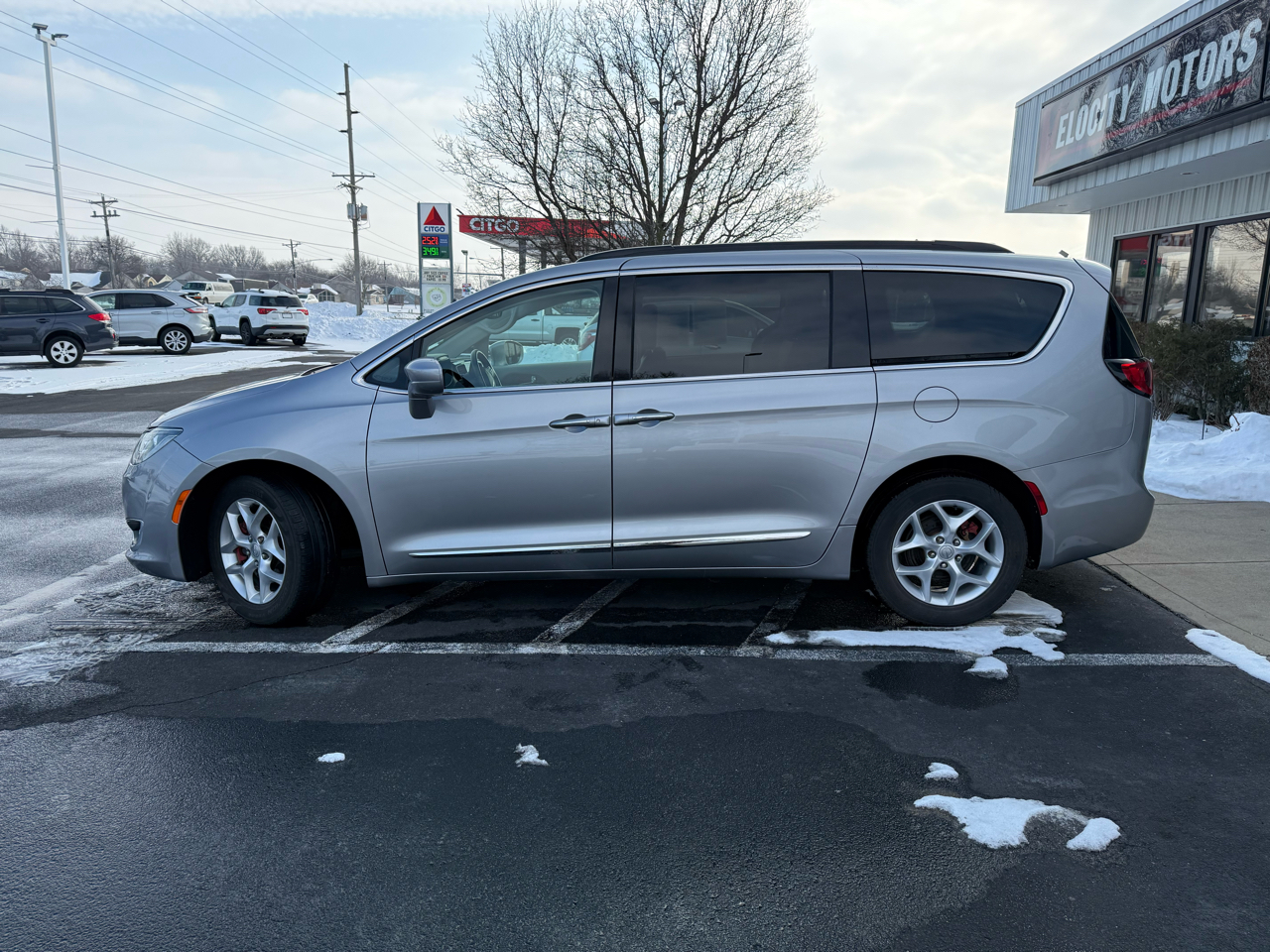 Chrysler Pacifica Touring-L FWD 2017