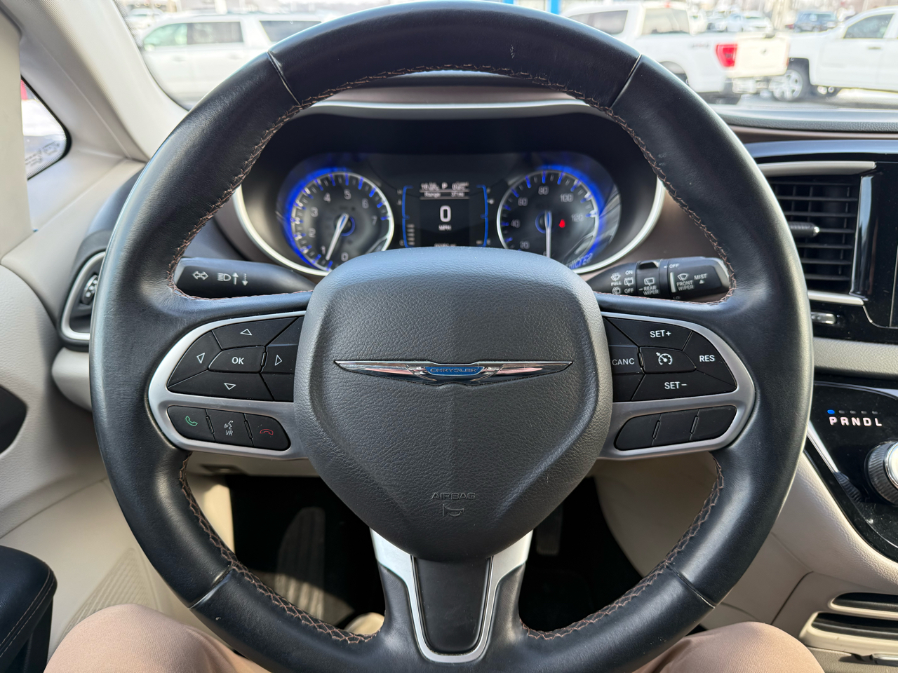 Chrysler Pacifica Touring-L FWD 2017