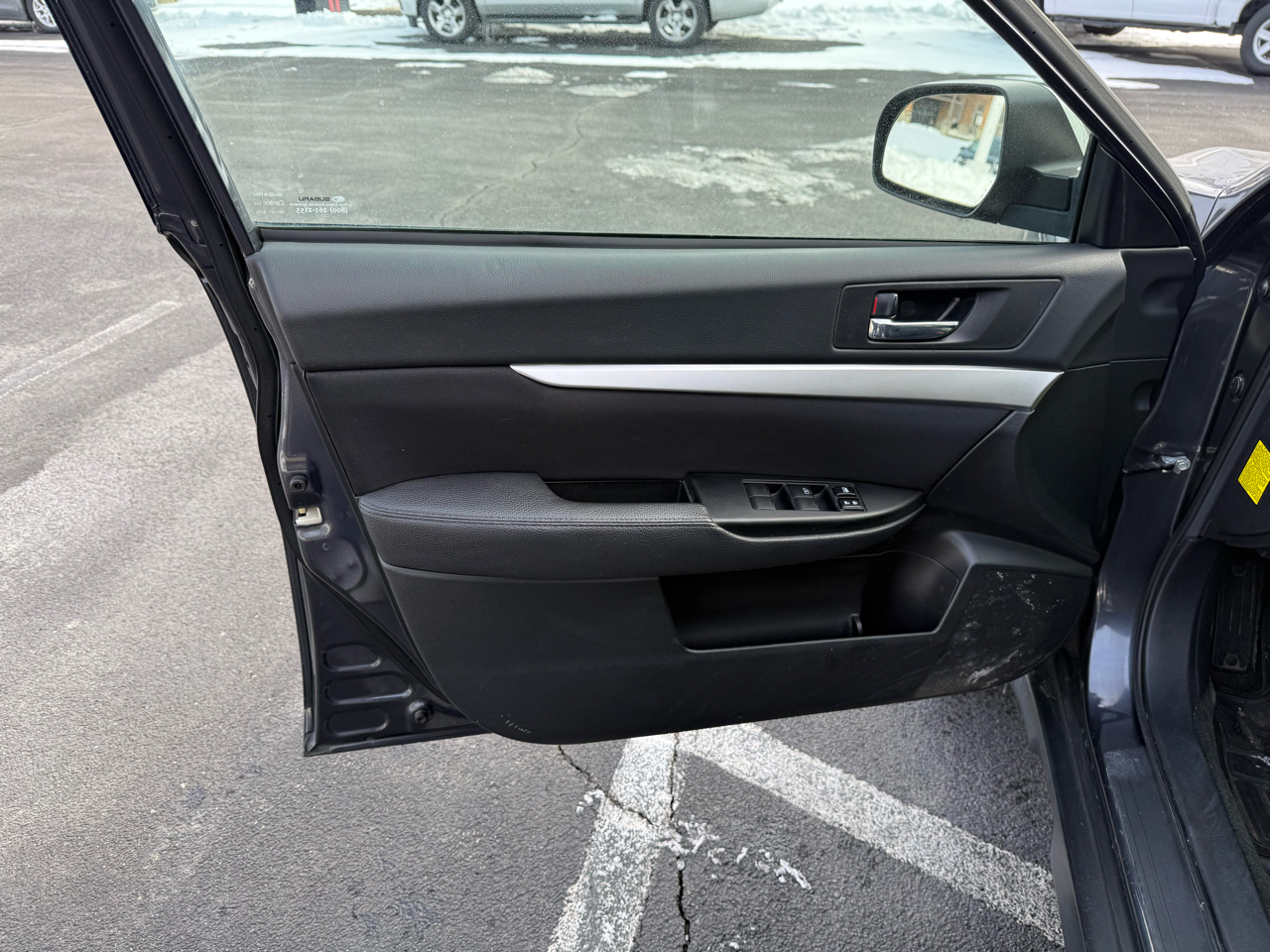 Subaru Outback 4dr Wgn H4 Auto 2.5i Premium 2012