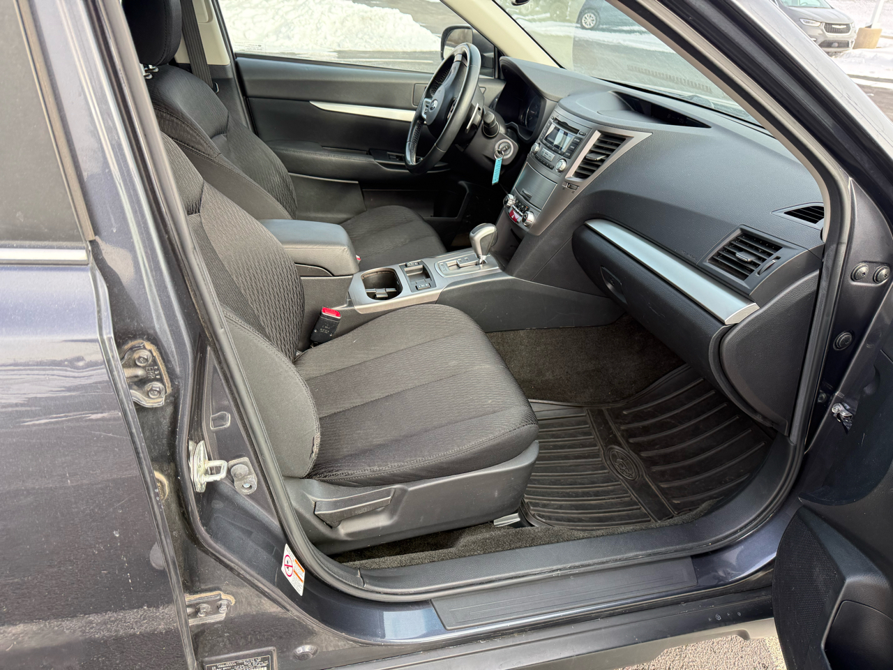 Subaru Outback 4dr Wgn H4 Auto 2.5i Premium 2012