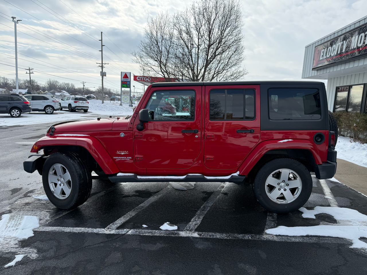 Jeep Wrangler Unlimited 4WD 4dr Sahara 2012