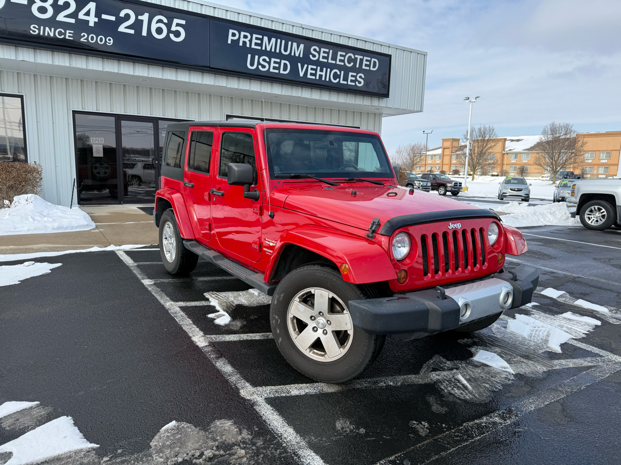 Jeep Wrangler Unlimited 4WD 4dr Sahara 2012