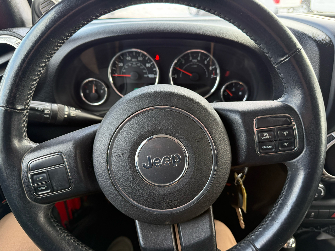 Jeep Wrangler Unlimited 4WD 4dr Sahara 2012