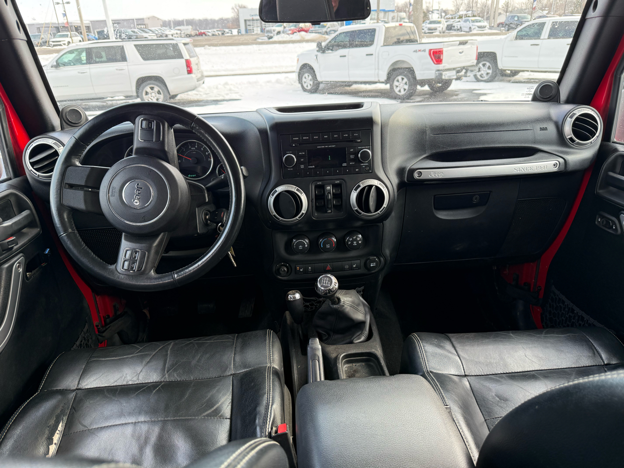 Jeep Wrangler Unlimited 4WD 4dr Sahara 2012