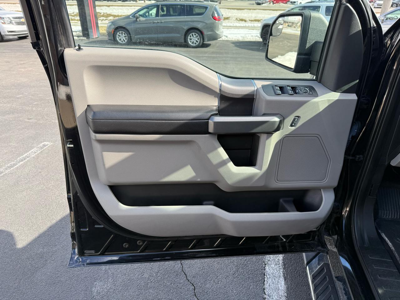 Ford F-150 4WD SuperCrew 157" XLT 2019