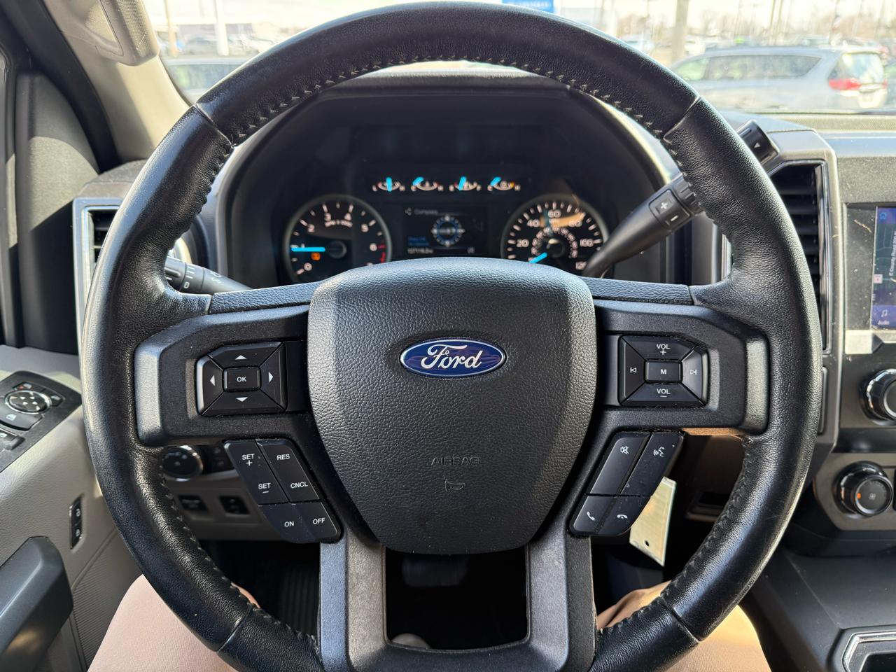 Ford F-150 4WD SuperCrew 157" XLT 2019