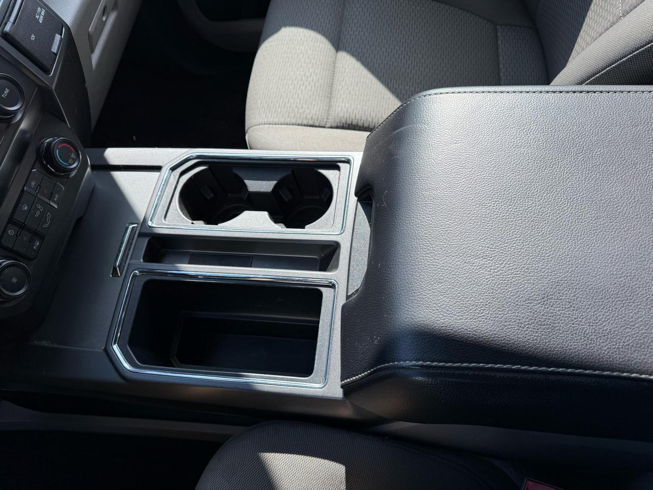 Ford F-150 4WD SuperCrew 157" XLT 2019