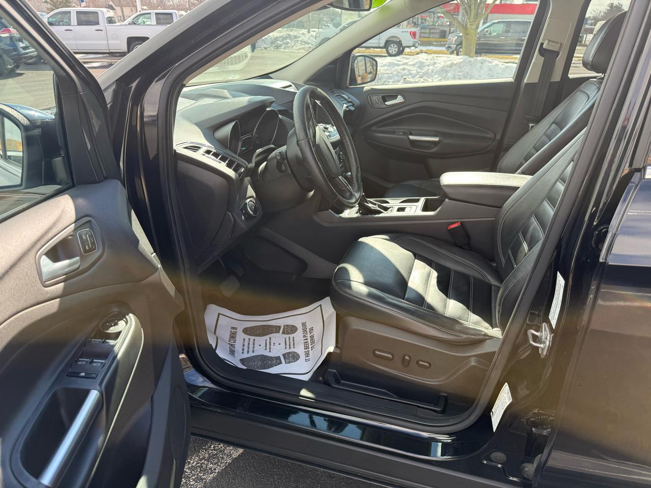 Ford Escape Titanium FWD 2017