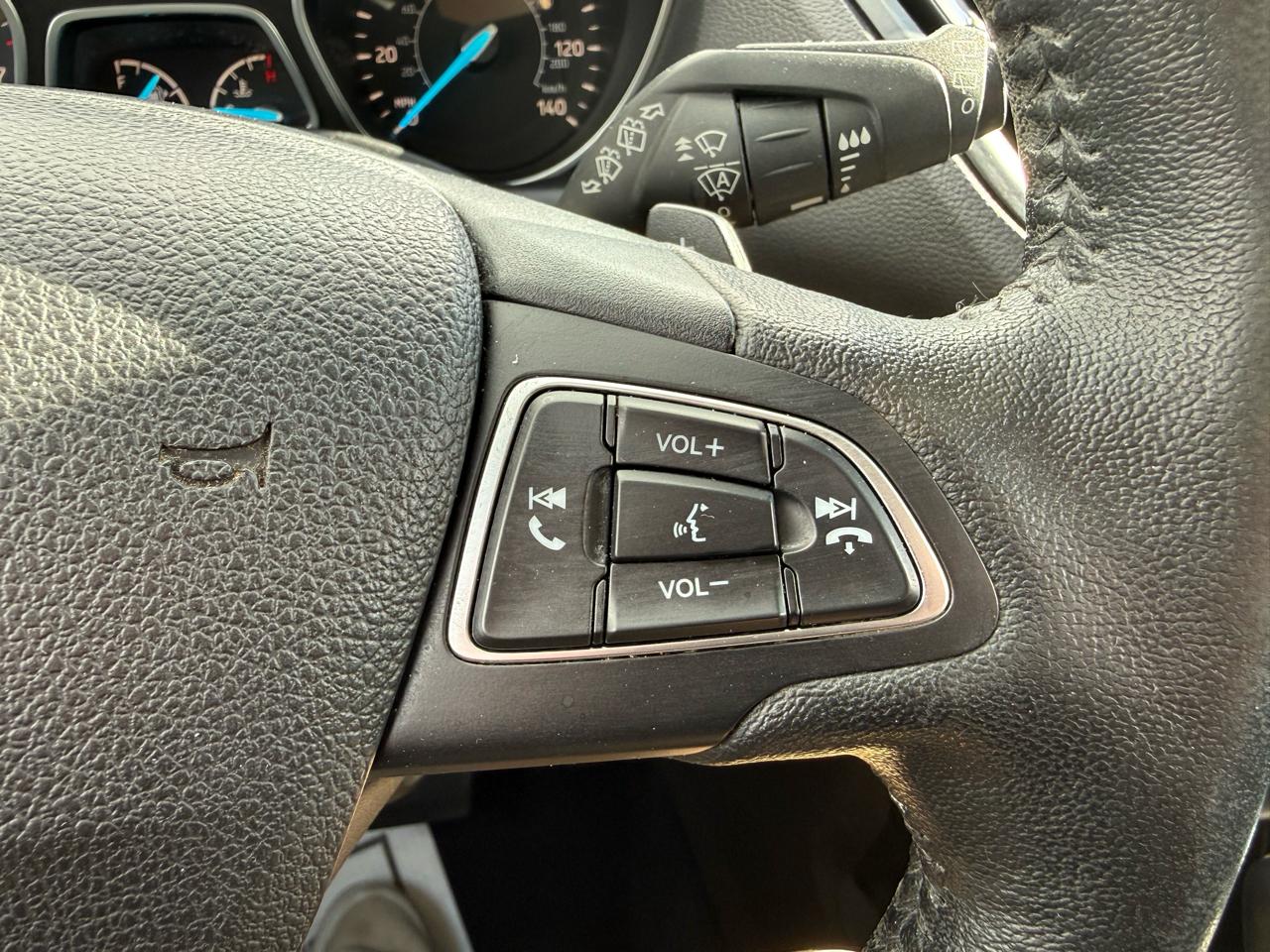 Ford Escape Titanium FWD 2017