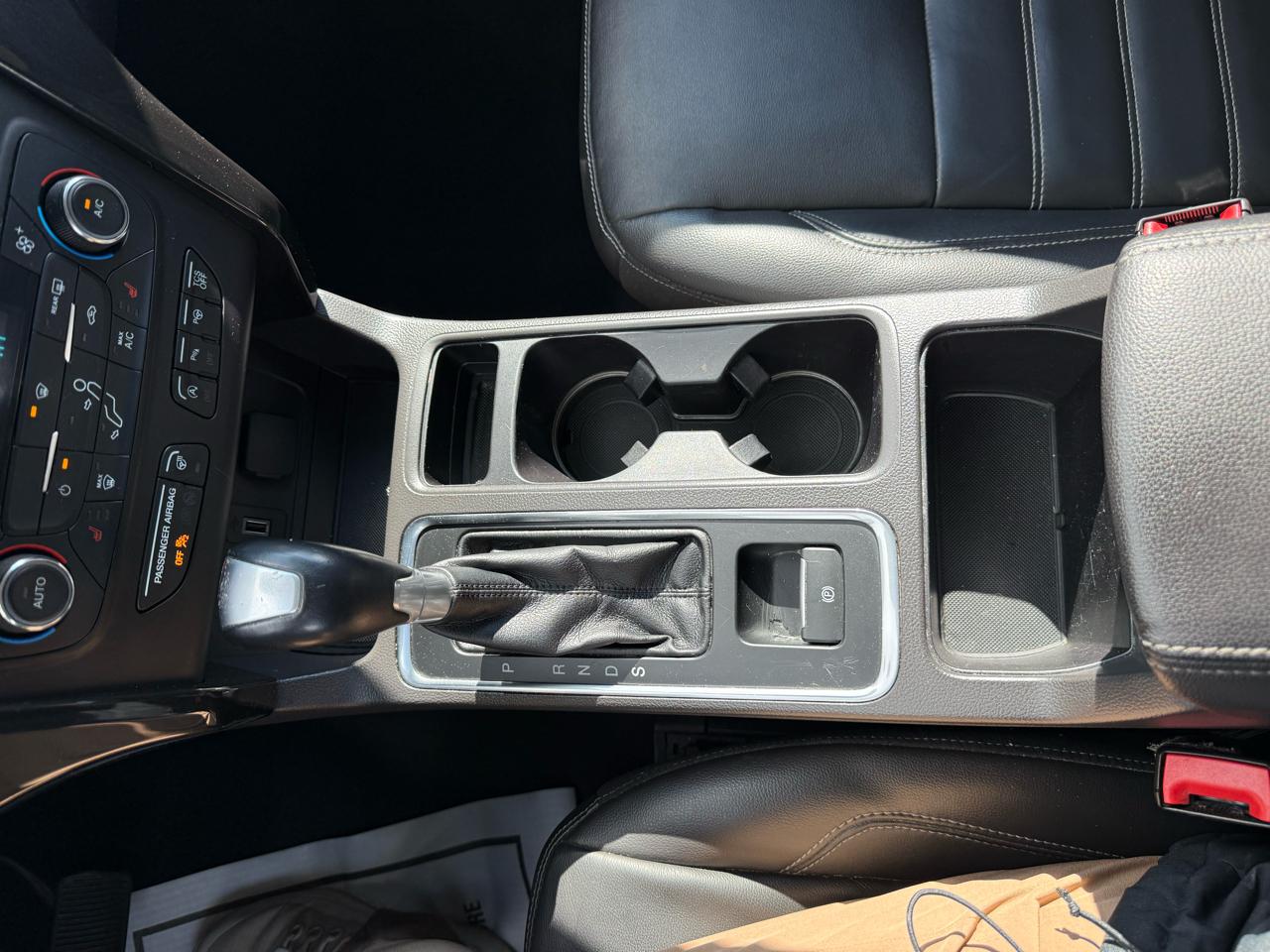 Ford Escape Titanium FWD 2017