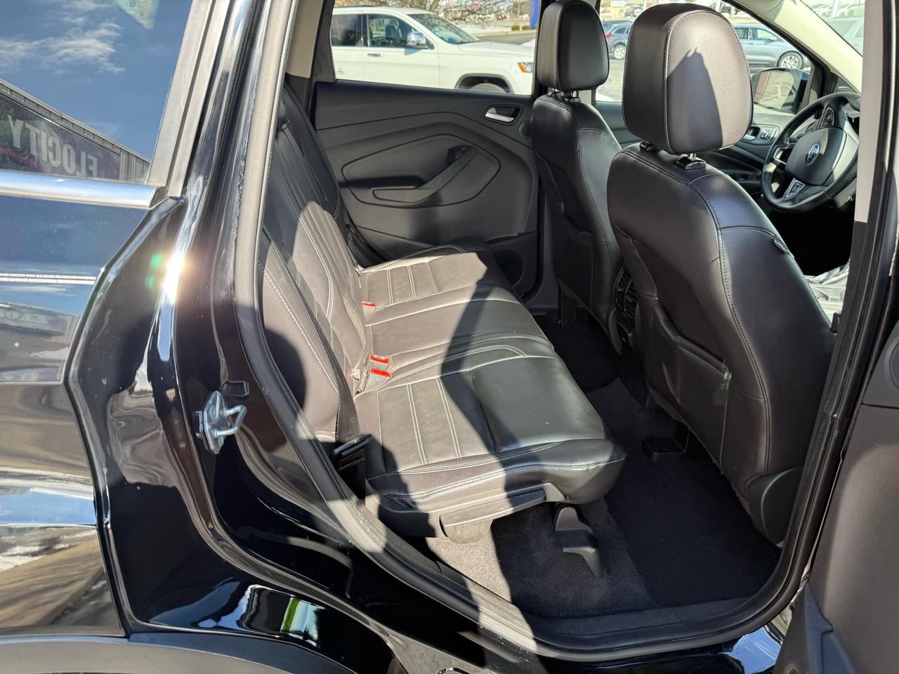 Ford Escape Titanium FWD 2017