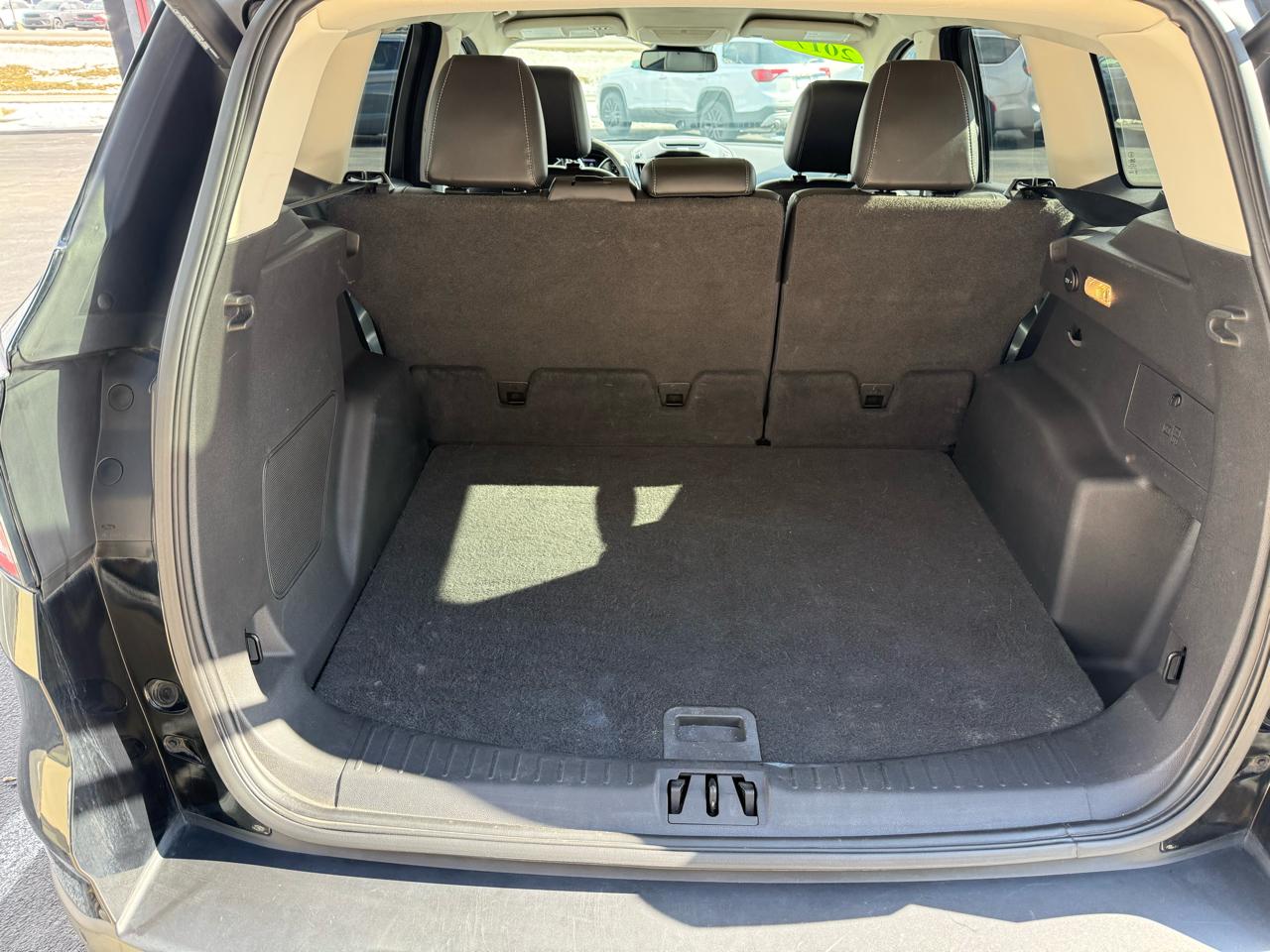 Ford Escape Titanium FWD 2017