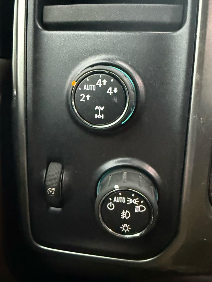 Chevrolet Silverado 1500 4WD Crew Cab 143.5" LTZ w/2LZ 2014