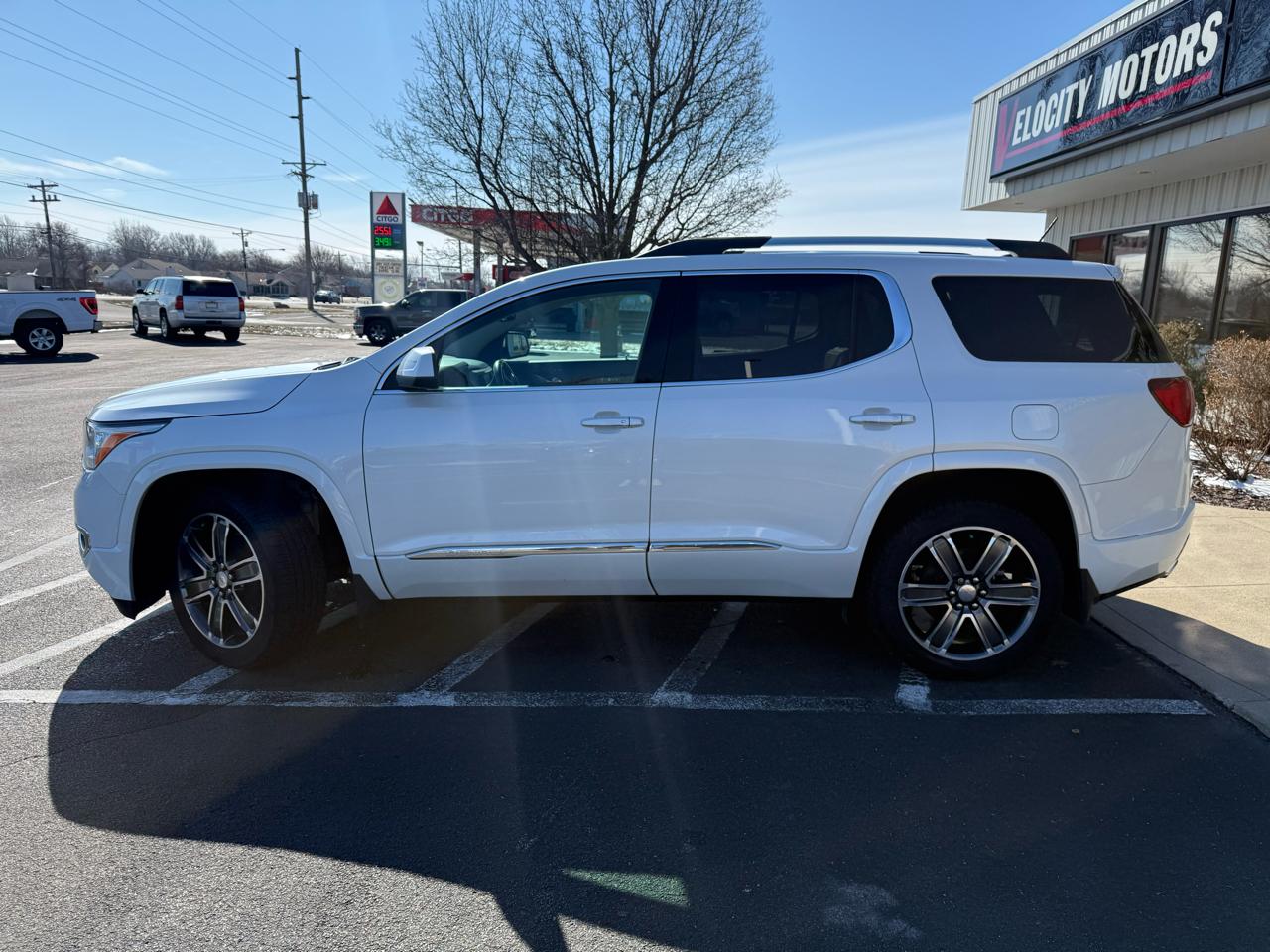 GMC Acadia AWD 4dr Denali 2017