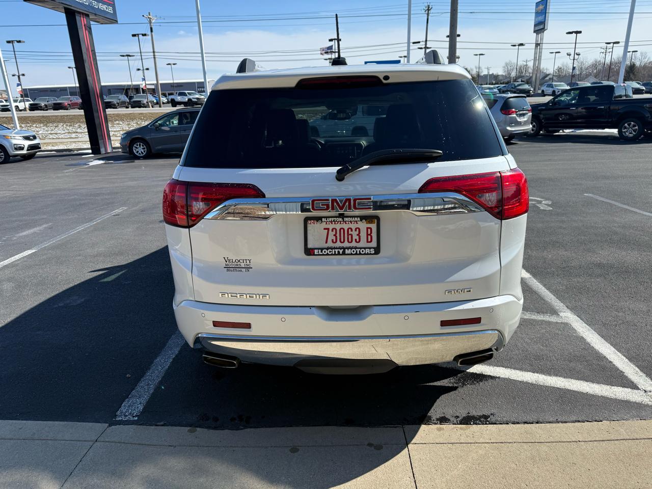 GMC Acadia AWD 4dr Denali 2017