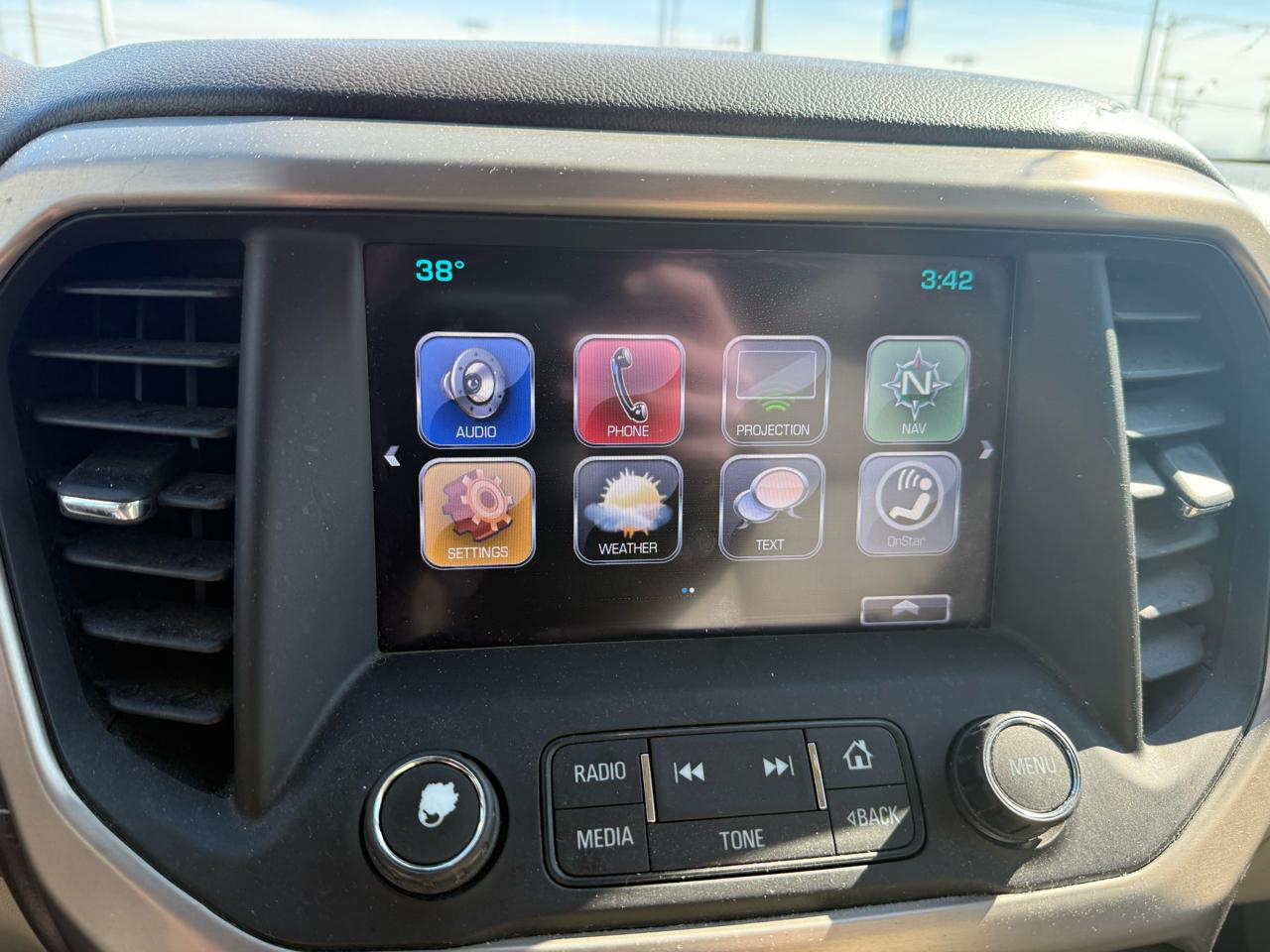 GMC Acadia AWD 4dr Denali 2017