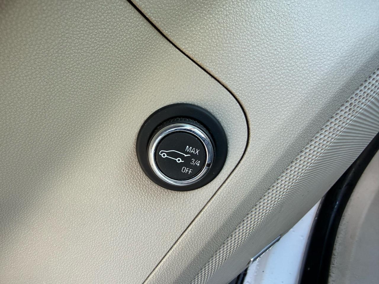 GMC Acadia AWD 4dr Denali 2017