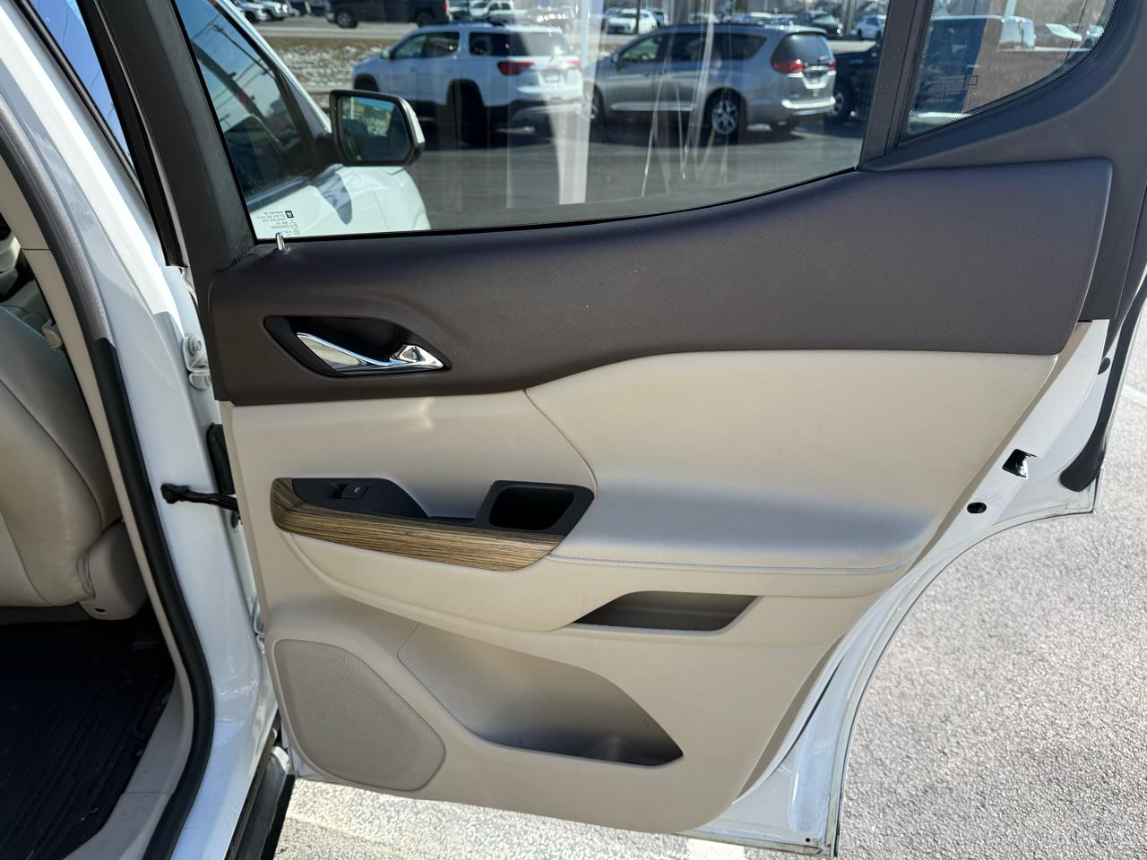 GMC Acadia AWD 4dr Denali 2017