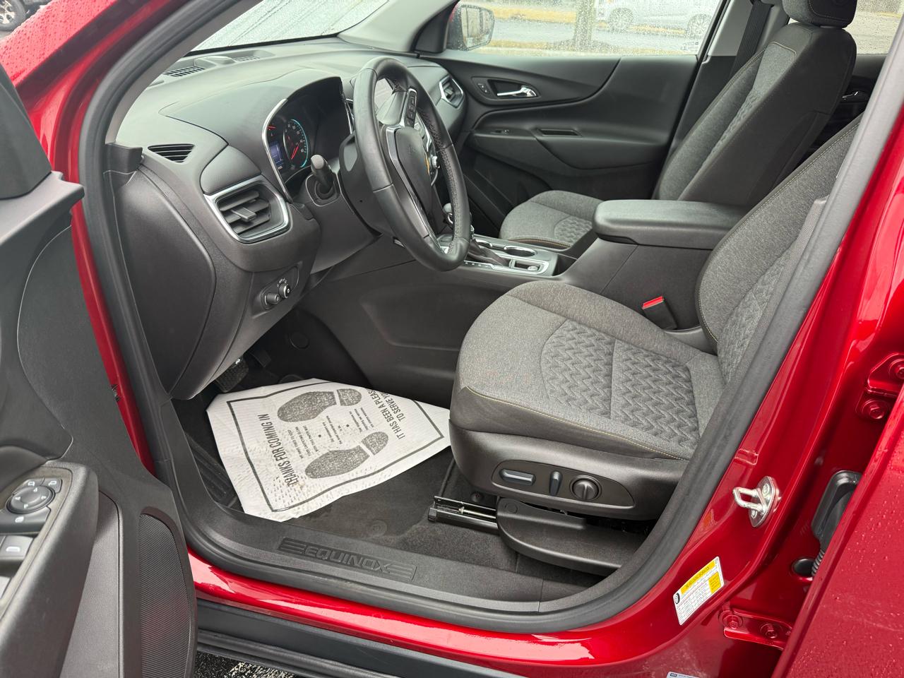 Chevrolet Equinox FWD 4dr LT w/1LT 2023