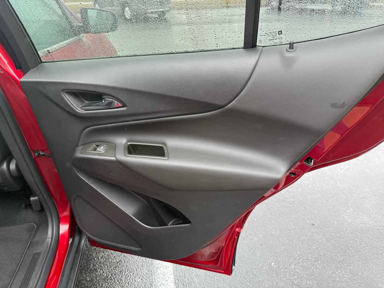 Chevrolet Equinox FWD 4dr LT w/1LT 2023