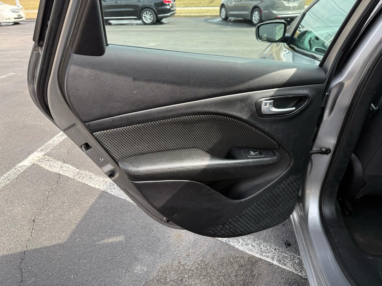 Dodge Dart 4dr Sdn SE *Ltd Avail* 2016