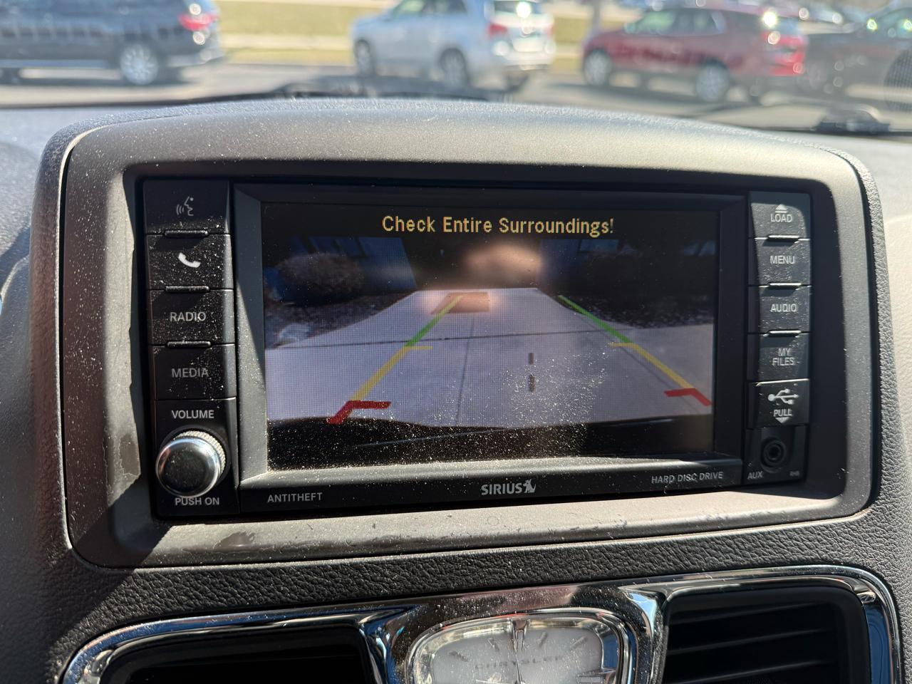 Chrysler Town & Country 4dr Wgn Touring-L 2015