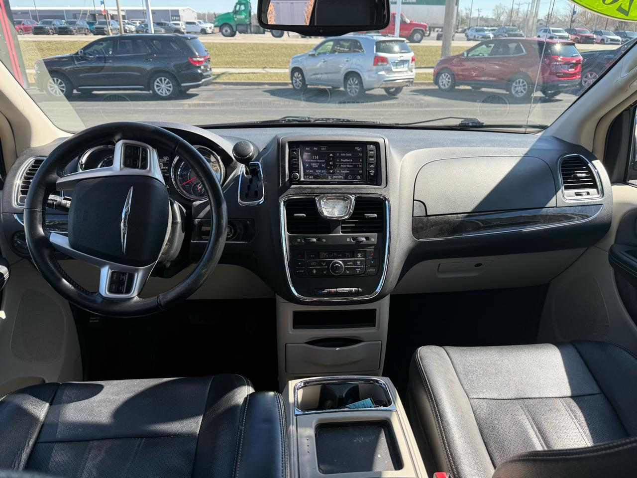 Chrysler Town & Country 4dr Wgn Touring-L 2015