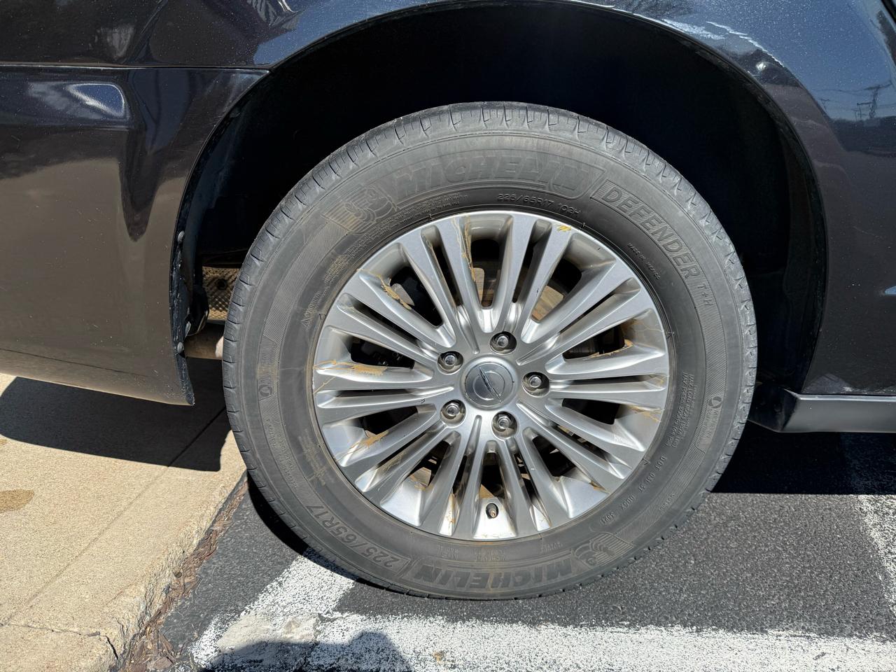 Chrysler Town & Country 4dr Wgn Touring-L 2015