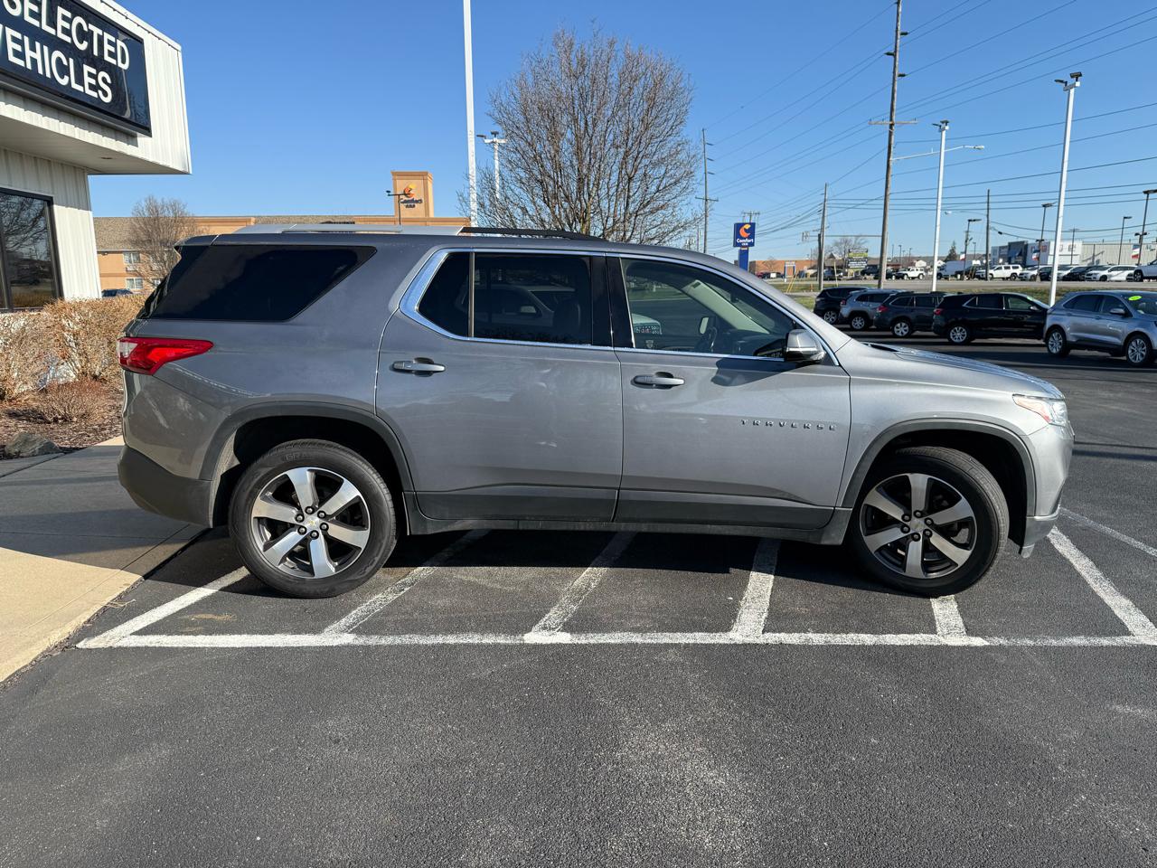 Chevrolet Traverse FWD 4dr LT Leather w/3LT 2018